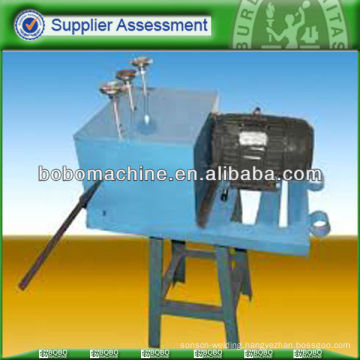 Post-tensioned strand pusher for building work